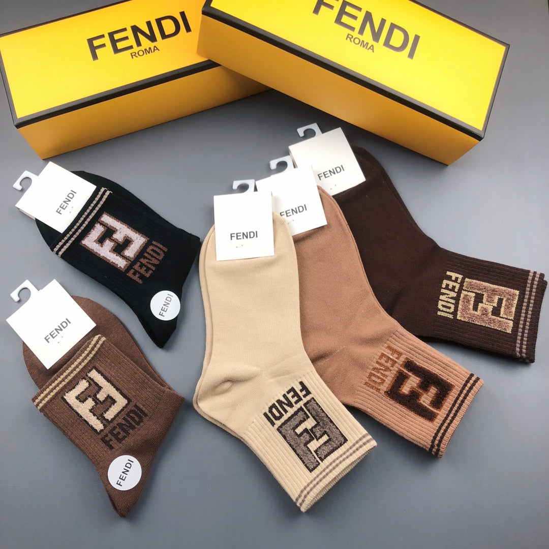 Fendi Visible Branded Cuff Or Emblem Details No-Show Socks - 5-Pair Set