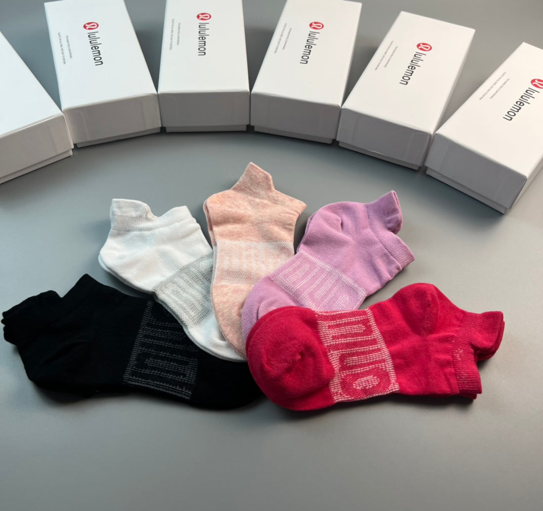 Lululemon Pastel Colour Women's Ankle Socks - Assorted Set