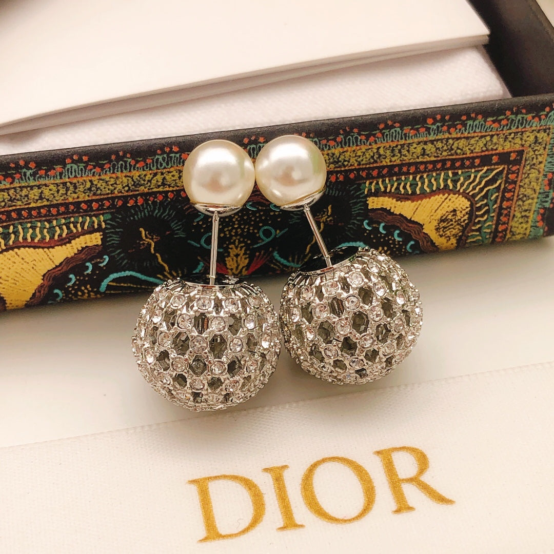 Sculptural Stud Earrings in Silver-Tone with Crystal-Style Accents – Design 001 main product view