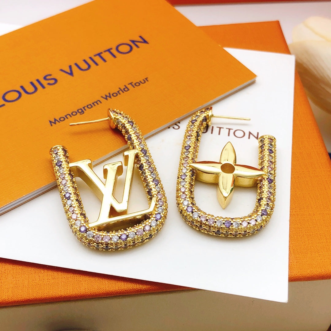 Geometric Emblem Stud Earrings in Gold-Tone – Design 037 detail view