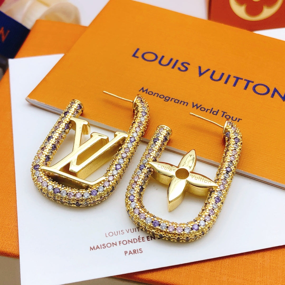Geometric Emblem Stud Earrings in Gold-Tone – Design 037 close-up detail