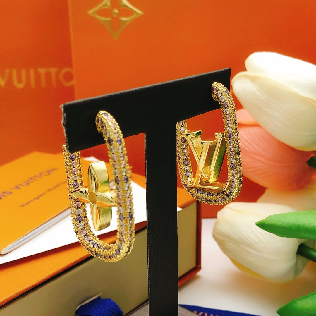 Geometric Emblem Stud Earrings in Gold-Tone – Design 037 side detail