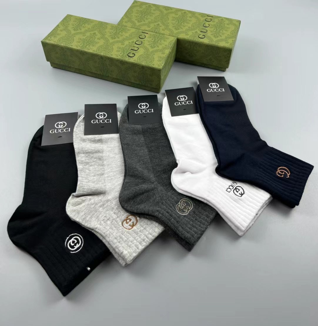 Gucci Small Circular Emblems Ankle Socks - 5-Pair Set