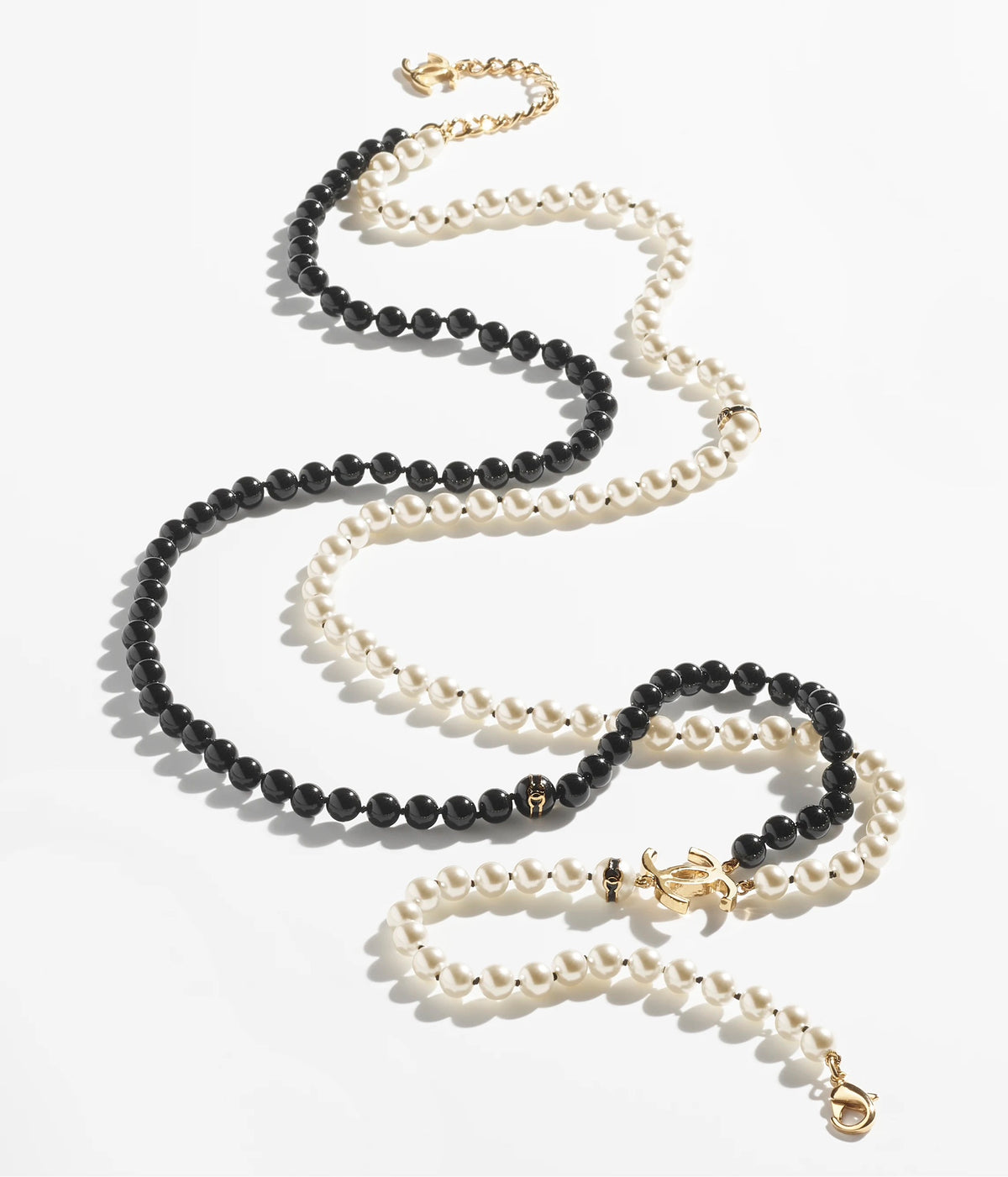 Pearl Pearl-Detail Pendant Necklace – Pearl Detail – Design 012 front product view