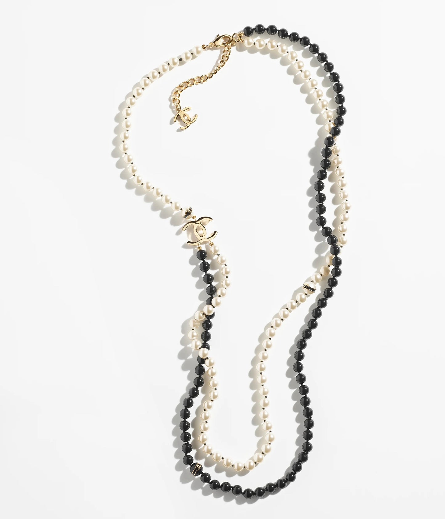 Pearl Pearl-Detail Pendant Necklace – Pearl Detail – Design 012 main product view