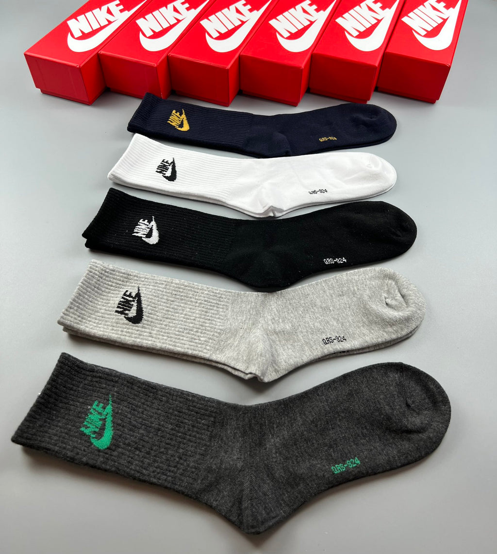 Nike Cotton Crew Socks