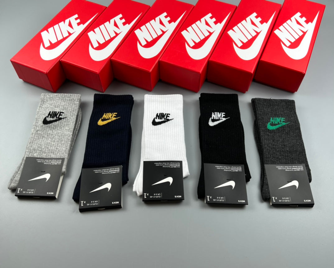 Nike Cotton Crew Socks