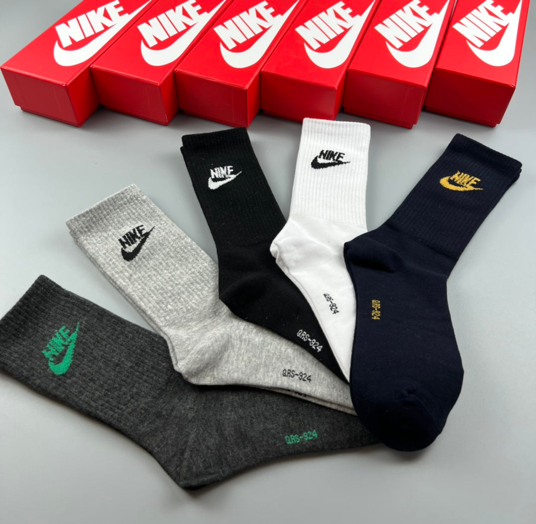 Nike Cotton Crew Socks