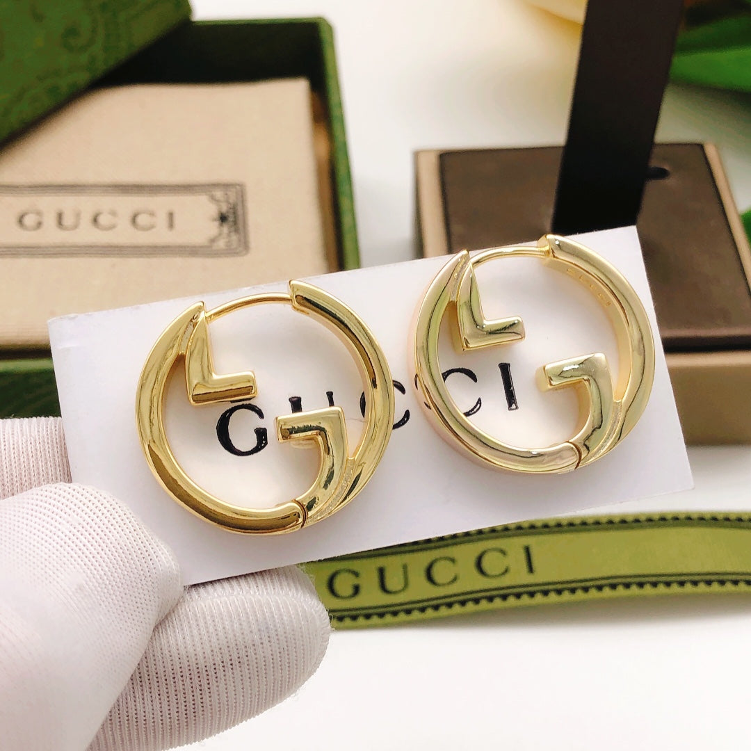 Geometric Emblem Jewelry Accessory in Gold-Tone – Design 004 side detail