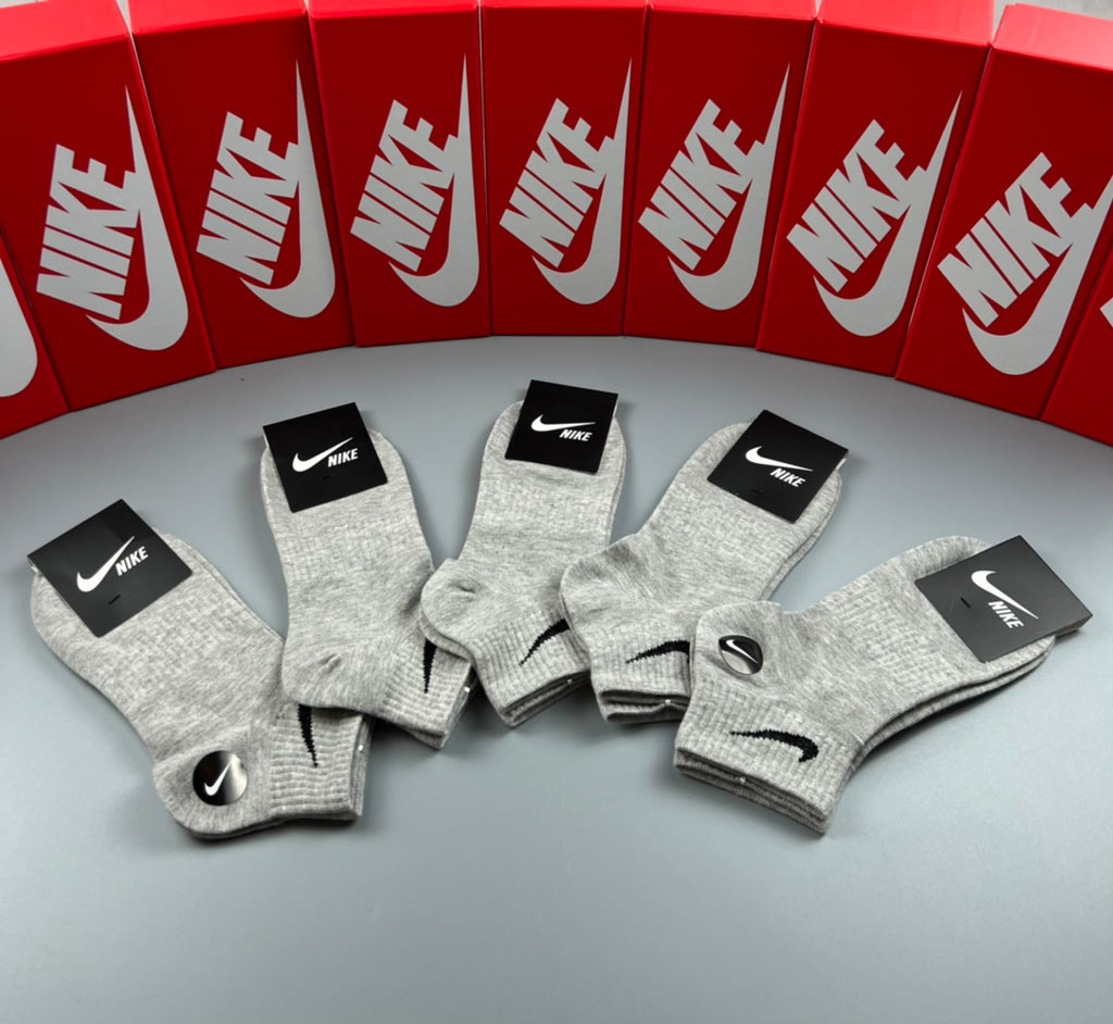 Nike Pastel Colour Tonal Waistbands No-Show Socks