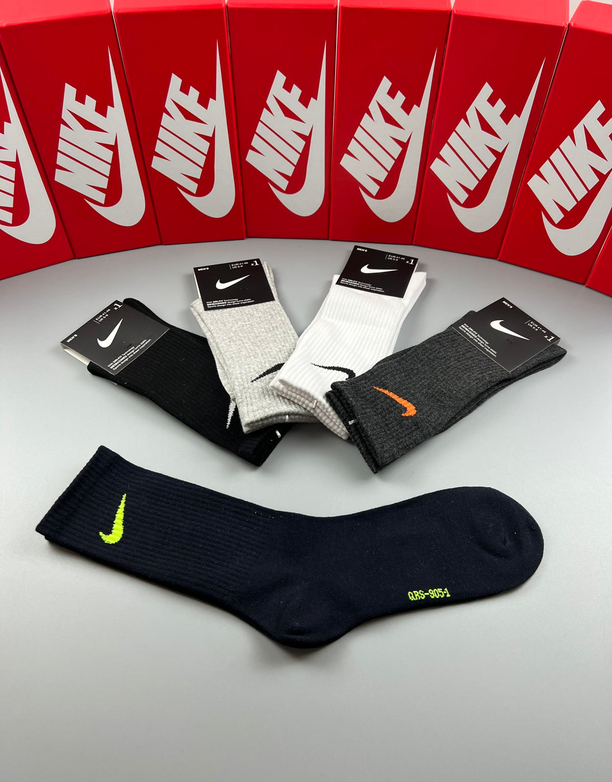 Nike Mixed-Color Swoosh Crew Socks