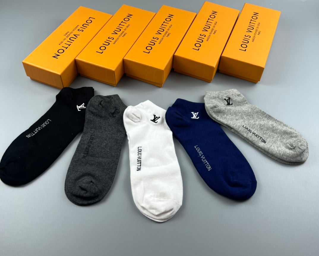 Louis Vuitton Visible Branded Cuff Or Emblem Details No-Show Socks - 5-Pair Set