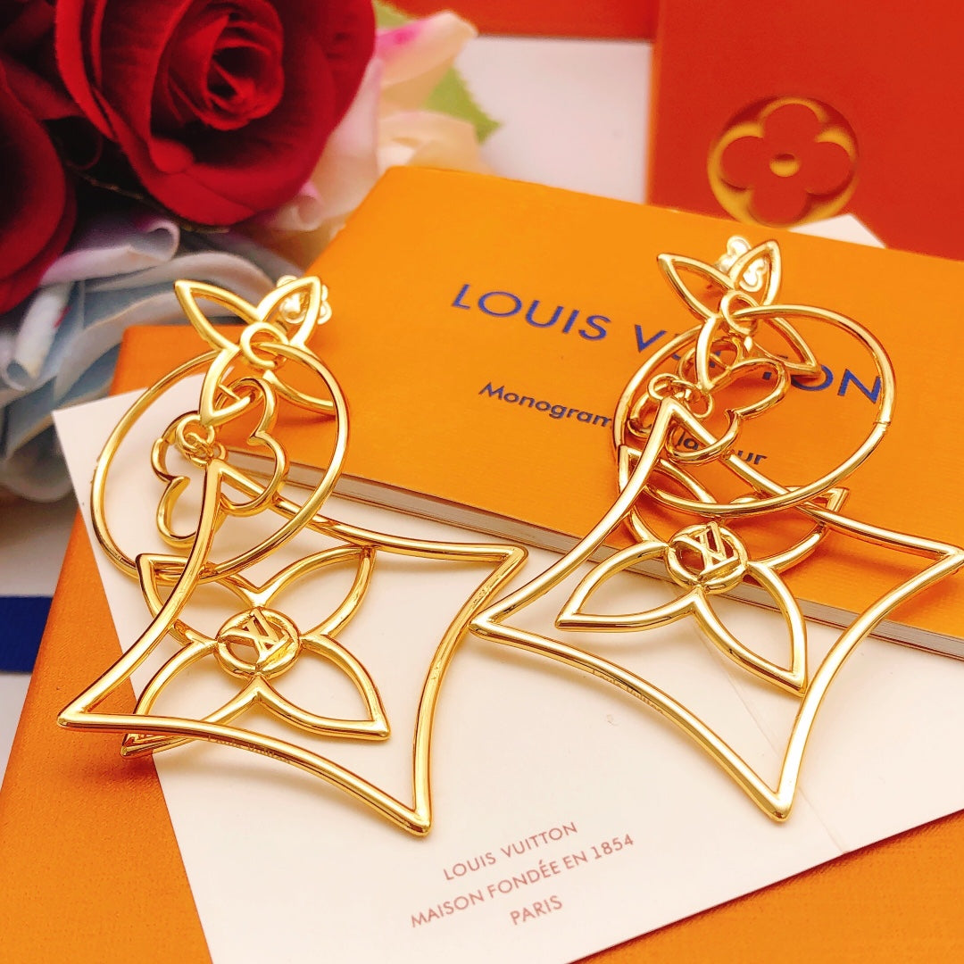 Geometric Emblem Stud Earrings in Gold-Tone – Design 029 side detail