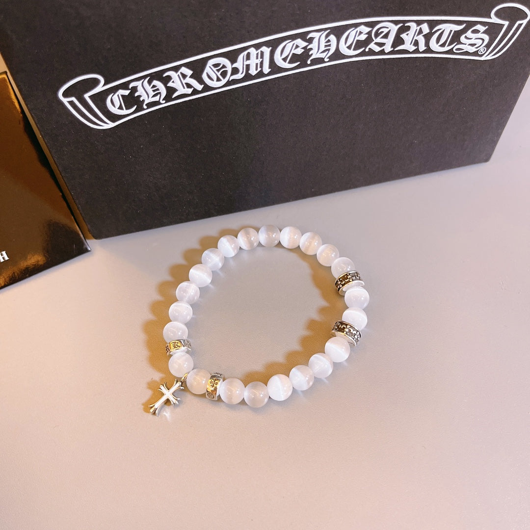 Gothic Emblem Beaded Bracelet in Antique Silver-Tone – Design 01 side detail