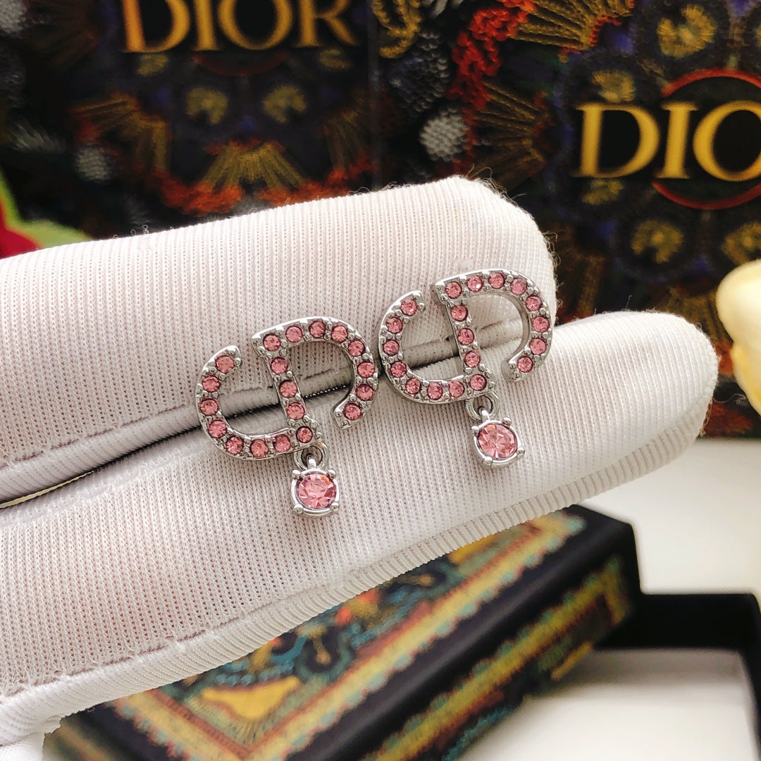 Graphic Letter Motif Stud Earrings in Polished Metal-Tone with Crystal-Style Accents – Design 003 close-up detail