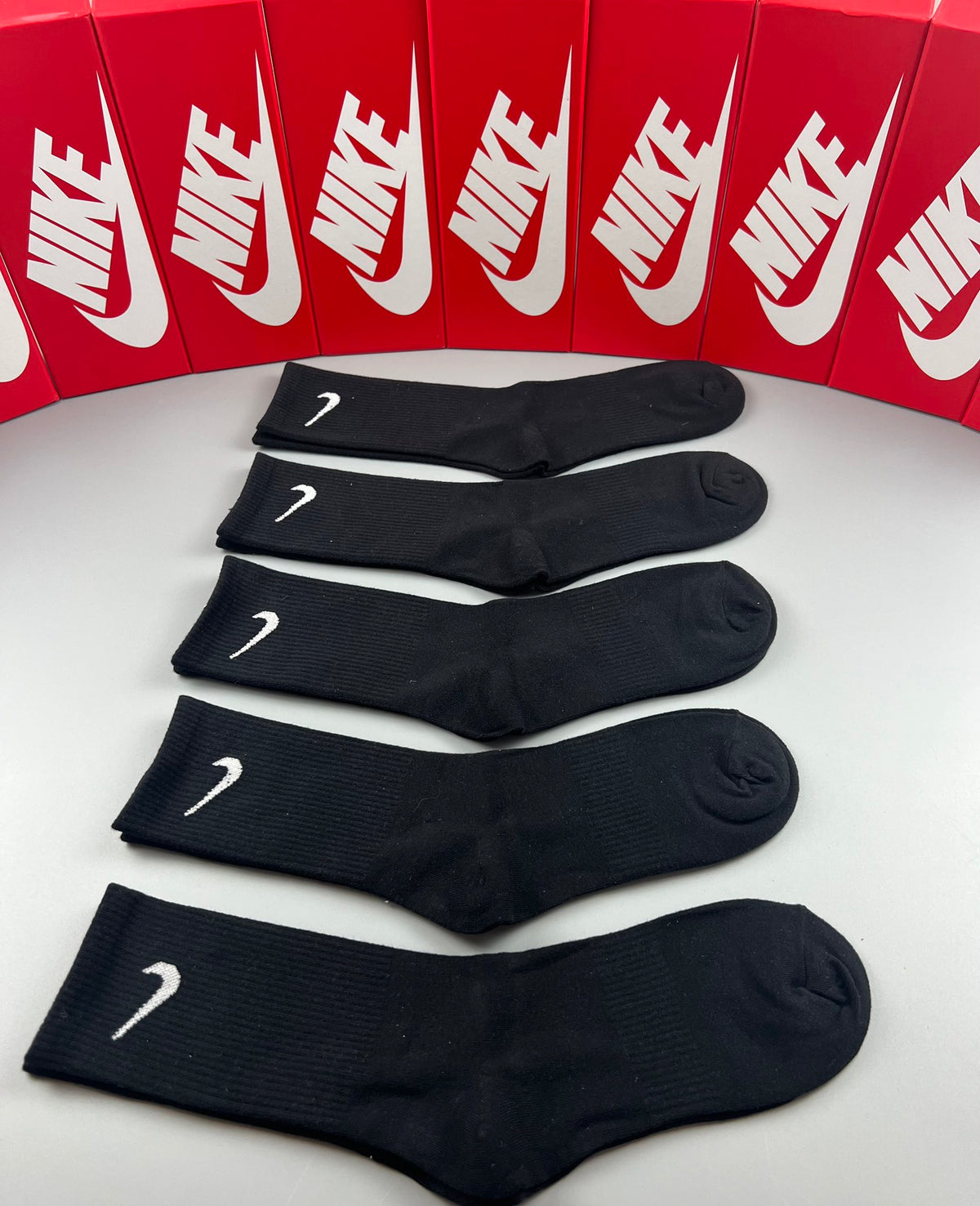 Nike Classic Swoosh Crew Socks