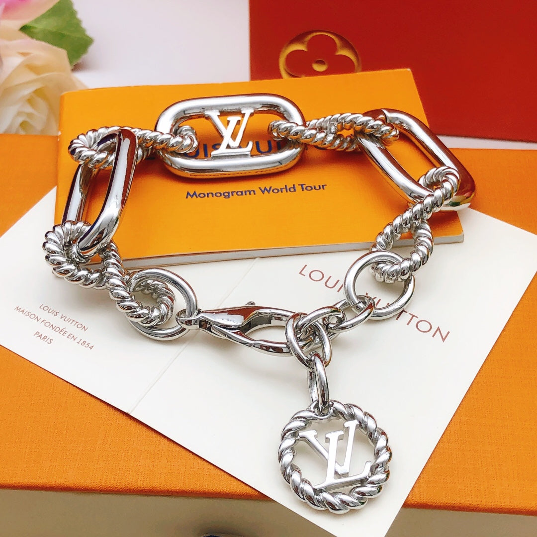 Twist Bracelet in Silver-Tone front product view