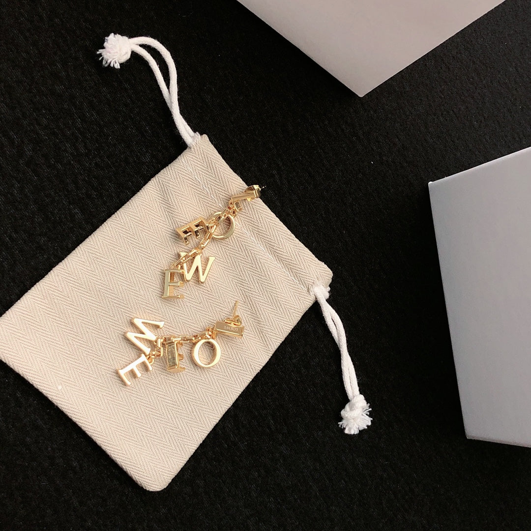 Floral Motif Stud Earrings in Gold-Tone – Design 03 detail view