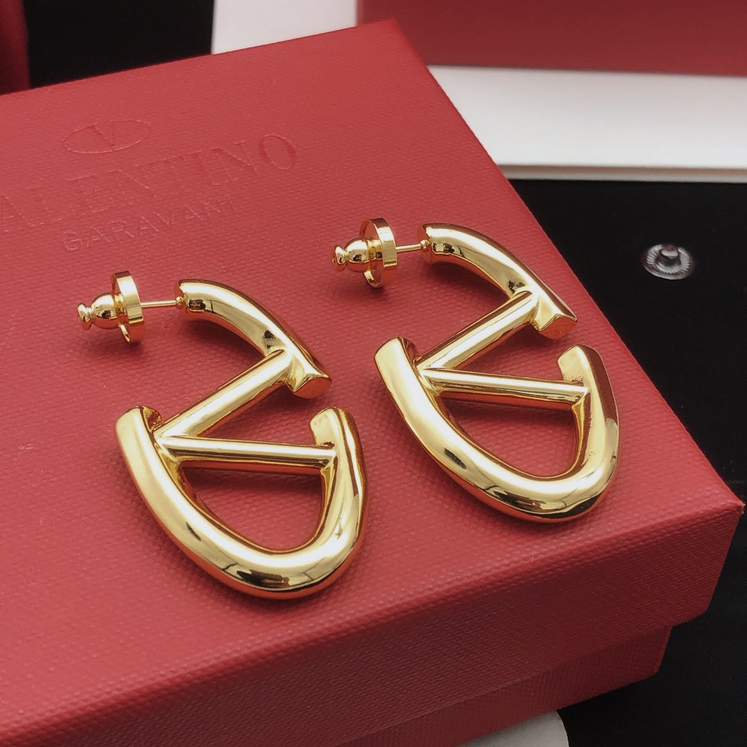 Signature Emblem Drop Earrings in Gold-Tone – Large side detail