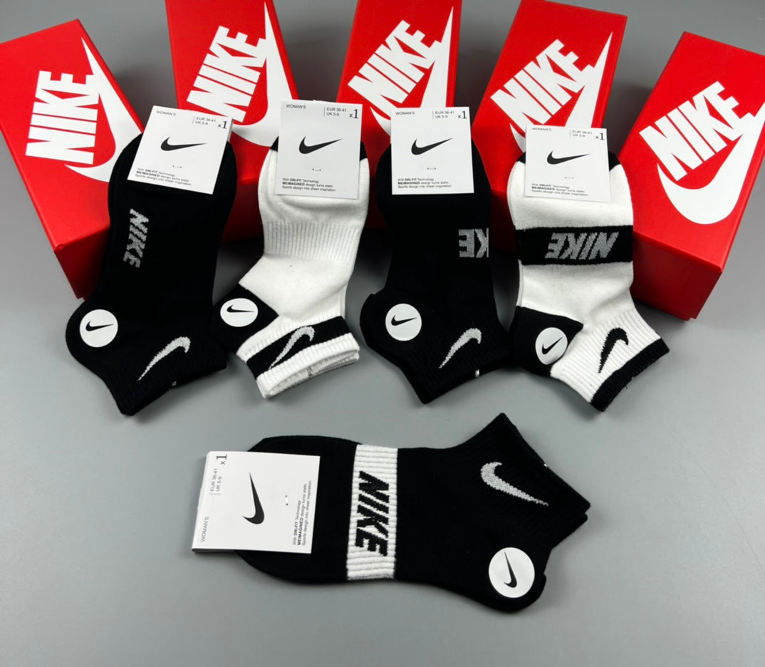 Nike Cotton Crew Socks