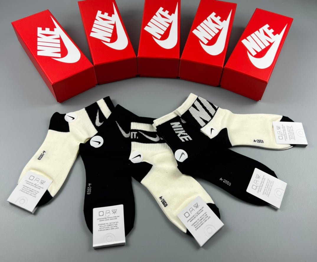 Nike Cotton Crew Socks