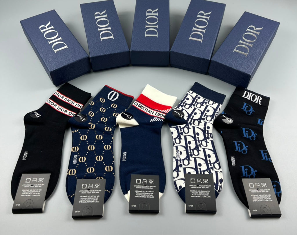 Dior Graphic Apparel - 5-Piece Box