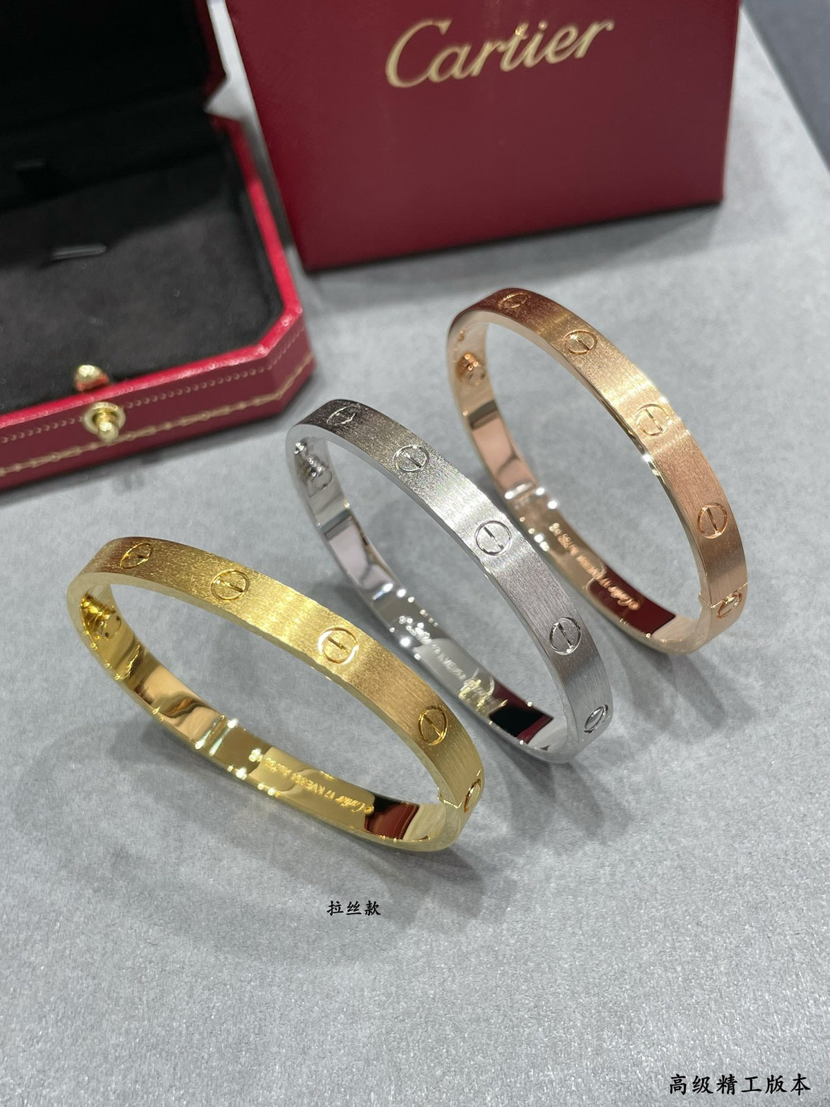 Sculptural Statement Bracelet in Polished Metal-Tone with Crystal-Style Accents – Design 03 side detail