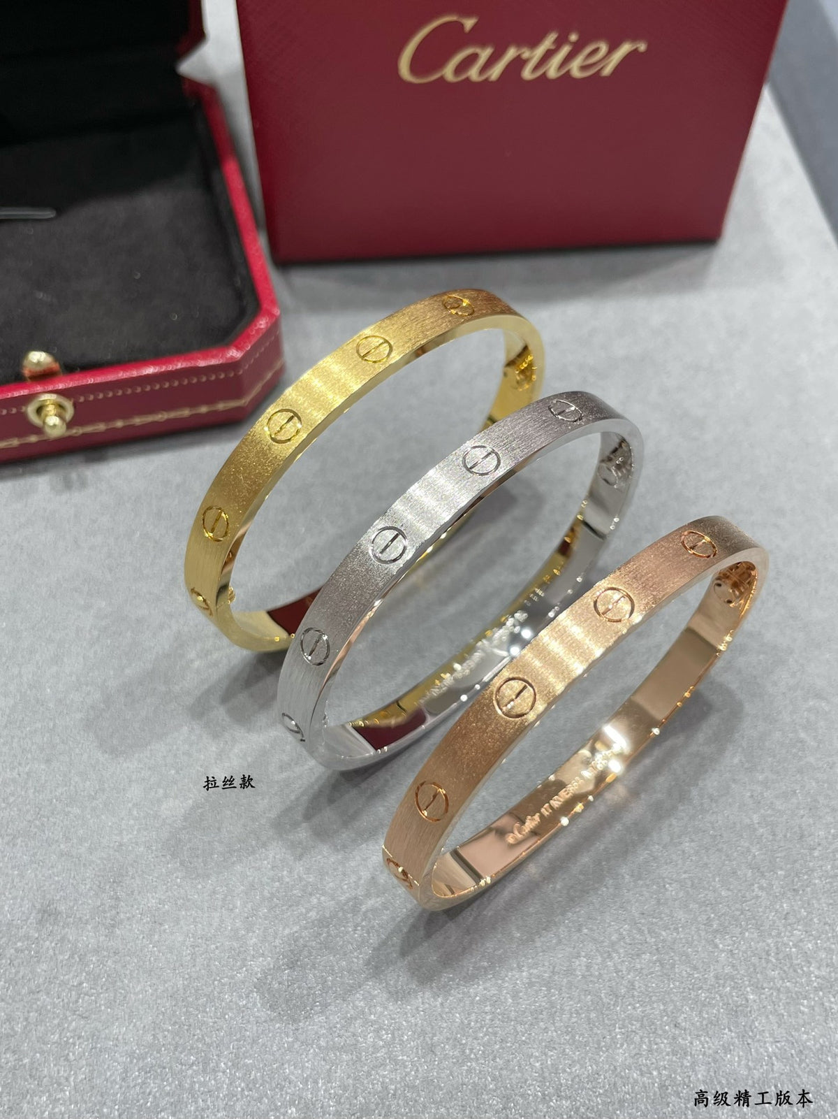 Sculptural Statement Bracelet in Polished Metal-Tone with Crystal-Style Accents – Design 03 detail view