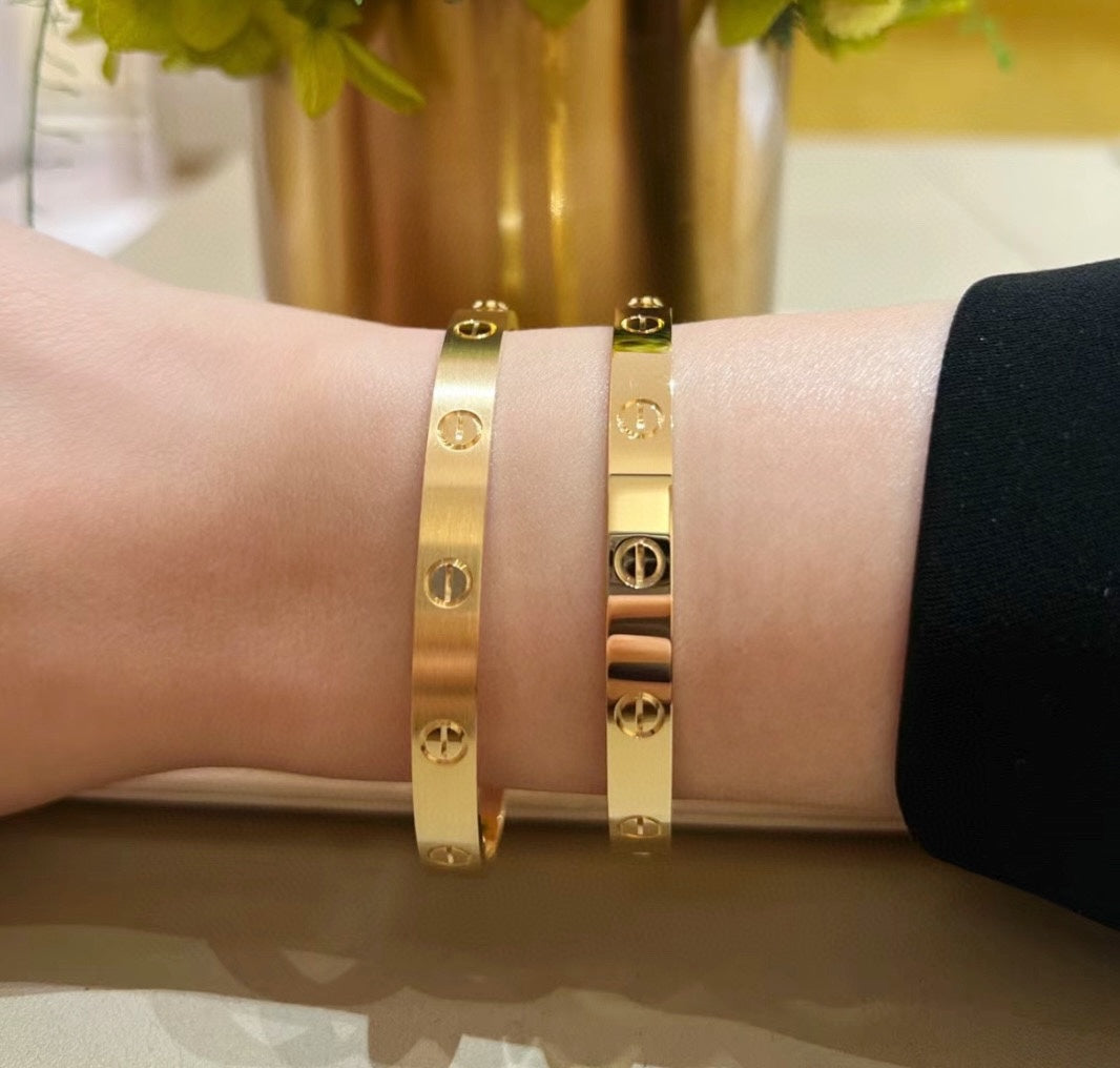 Sculptural Statement Bracelet in Polished Metal-Tone with Crystal-Style Accents – Design 03 front view