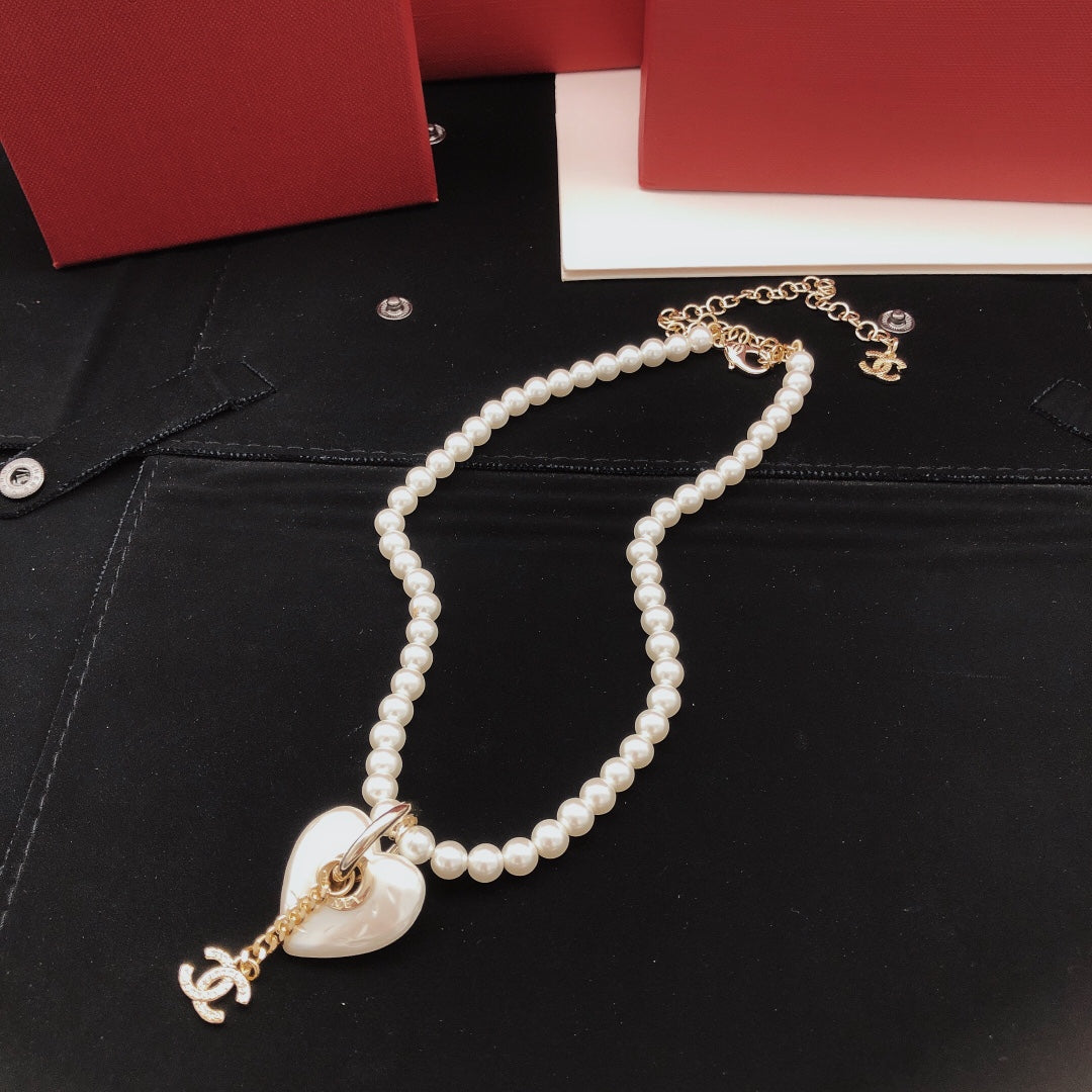 Heart Pearl-Detail Pendant Necklace – Pearl Detail – Design 003 main product view