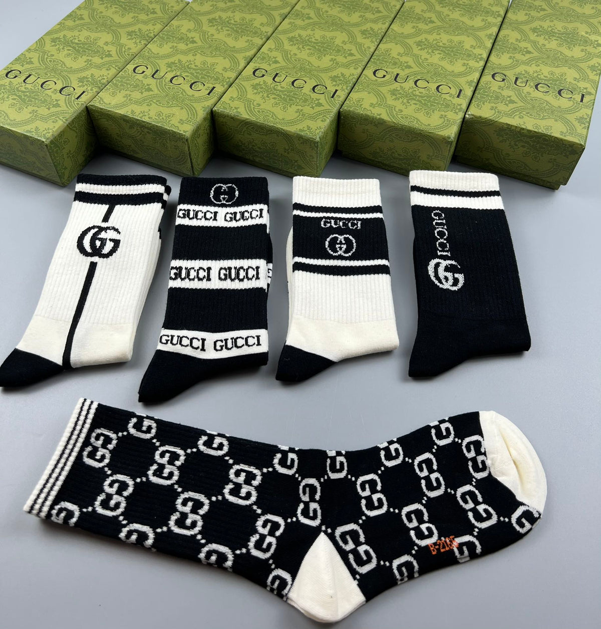 Gucci Cotton Visible Cuff, Colour And Emblem Details Crew Socks - 5-Pair Set
