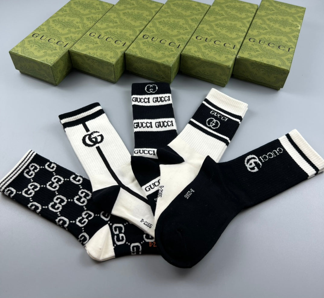 Gucci Cotton Geometric Linked Patterns Crew Socks - 5-Pair Set