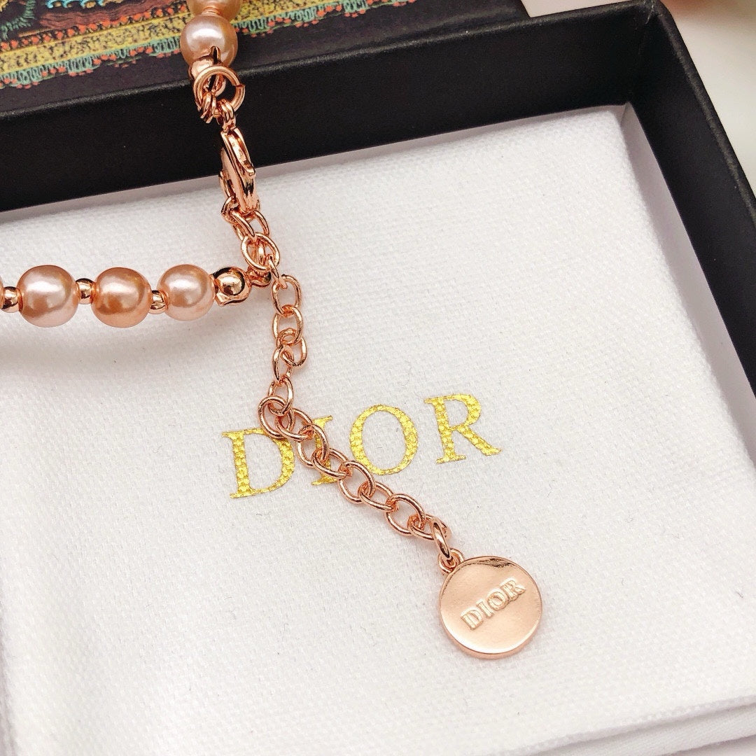 Pearl-Style Motif Pendant Necklace in Rose-Gold-Tone with Pearl-Style Detail – Design 001 side detail