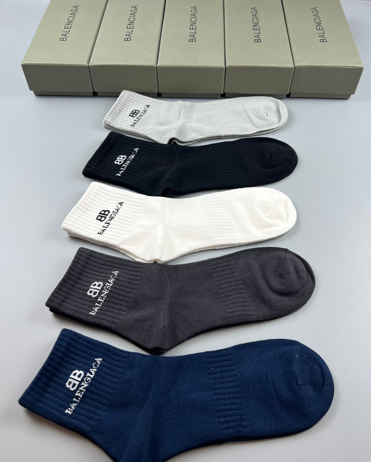 Unbranded Restrained Cuff Details Crew Socks - 5-Pair Set