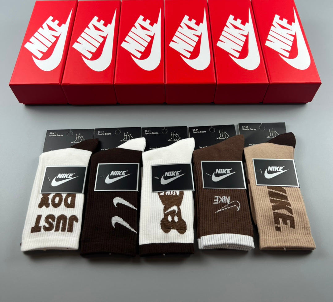 Nike Earth-Tone Graphic Crew Socks - Assorted Set