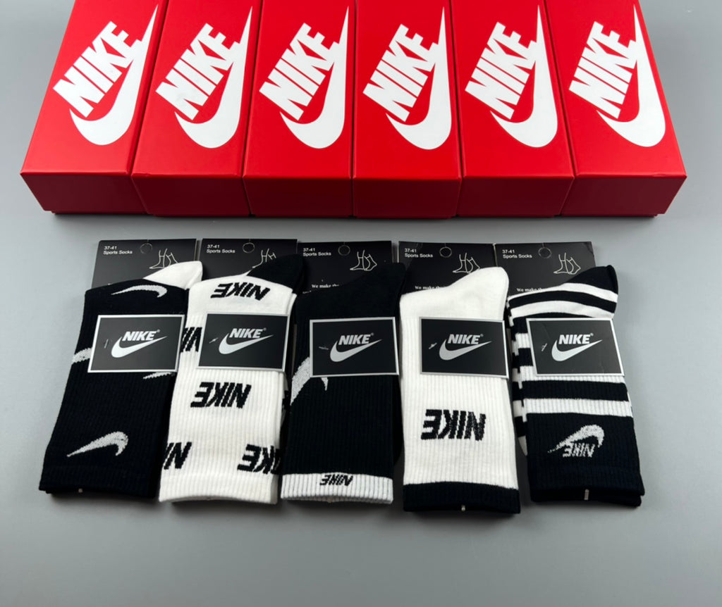 Nike Monochrome Pattern Crew Socks - Assorted Set