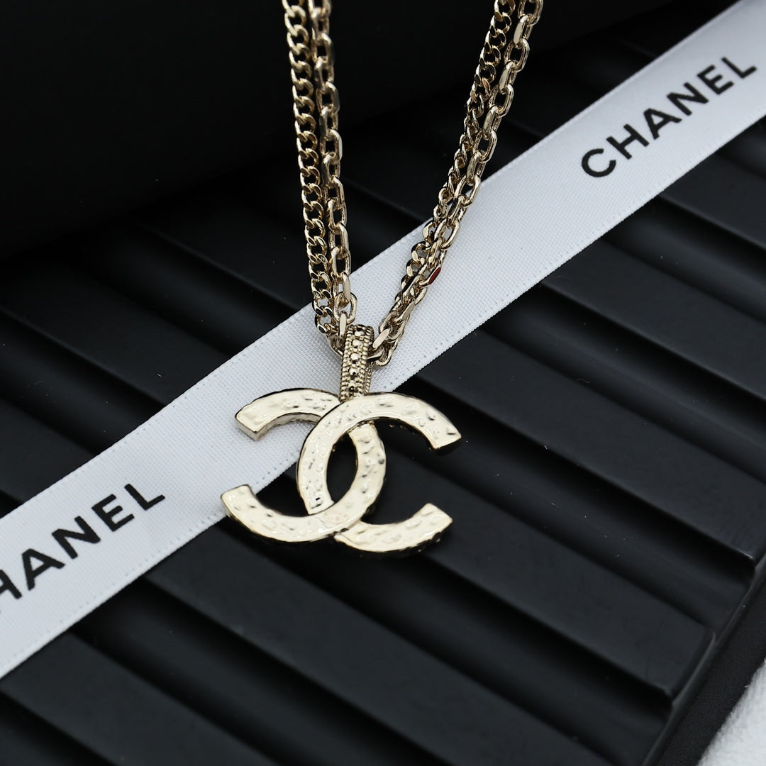 Signature Emblem Pendant Necklace in Polished Metal-Tone – Design 074 close-up detail