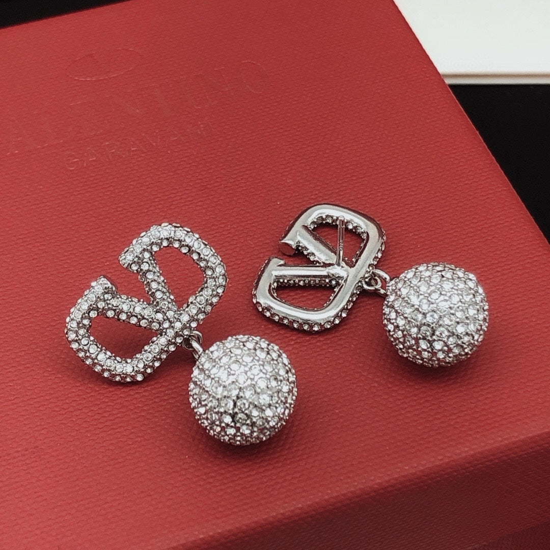 Signature Emblem Crystal-Accent Stud Earrings – Design 01 front view