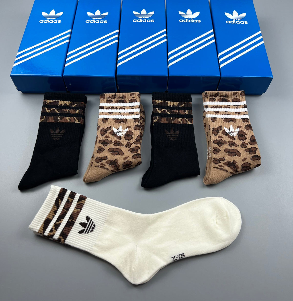 Adidas Cotton Visible Branded Cuff Or Emblem Details Crew Socks - 5-Pair Set