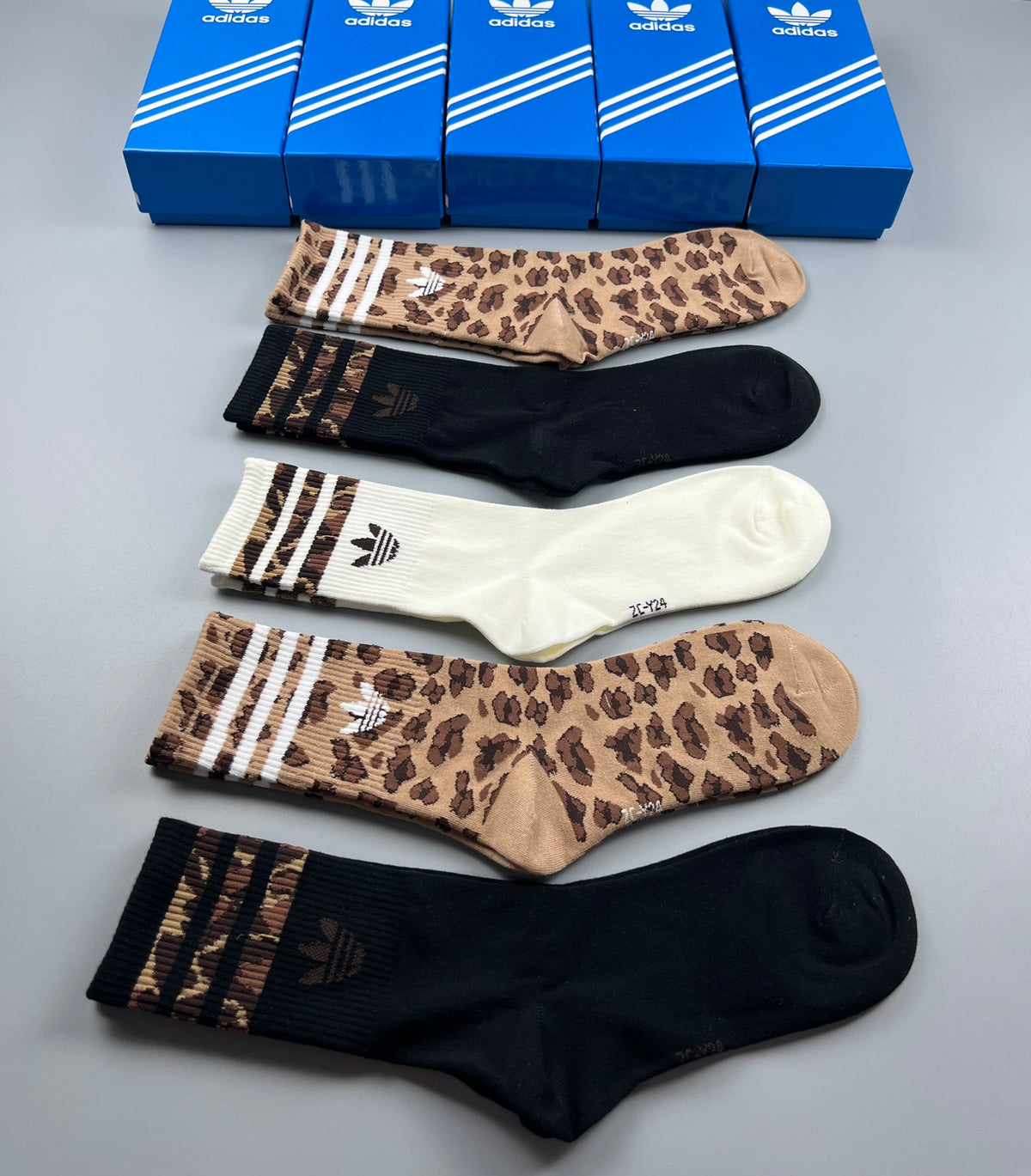 Adidas Cotton Visible Branded Cuff Or Emblem Details Crew Socks - 5-Pair Set