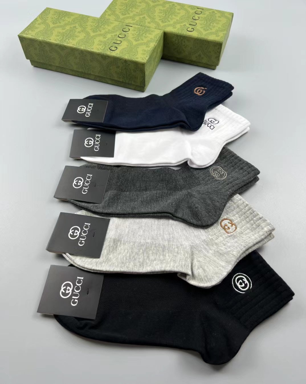Gucci Cotton Visible Cuff, Colour And Emblem Details Crew Socks - 5-Pair Set