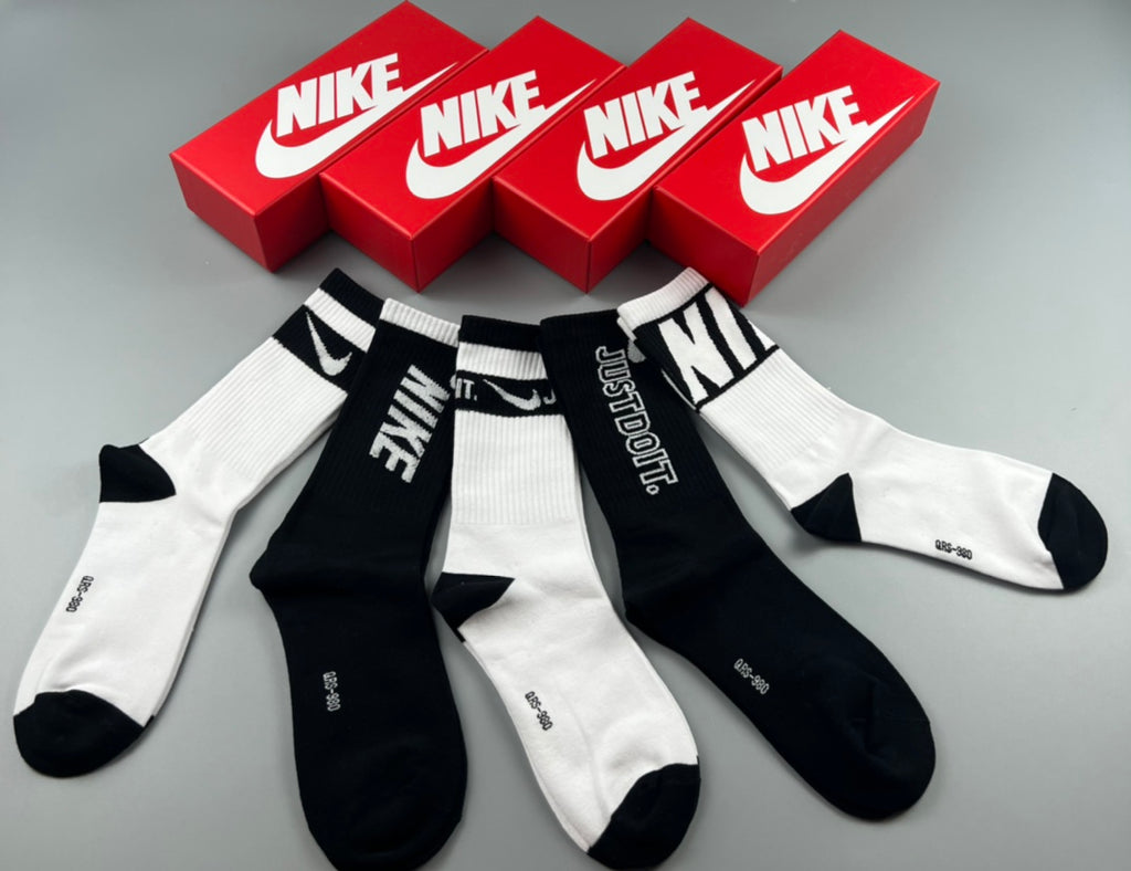 Nike Block Logo Crew Socks - Assorted Set