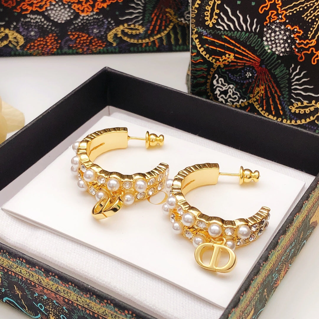 Pearl-Style Motif Jewelry Accessory in Polished Metal-Tone with Pearl-Style Detail – Design 002 styled view