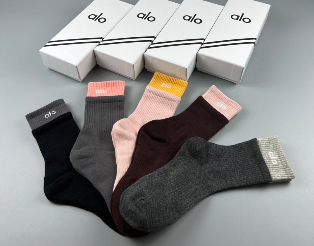 Alo Cotton Crew Socks