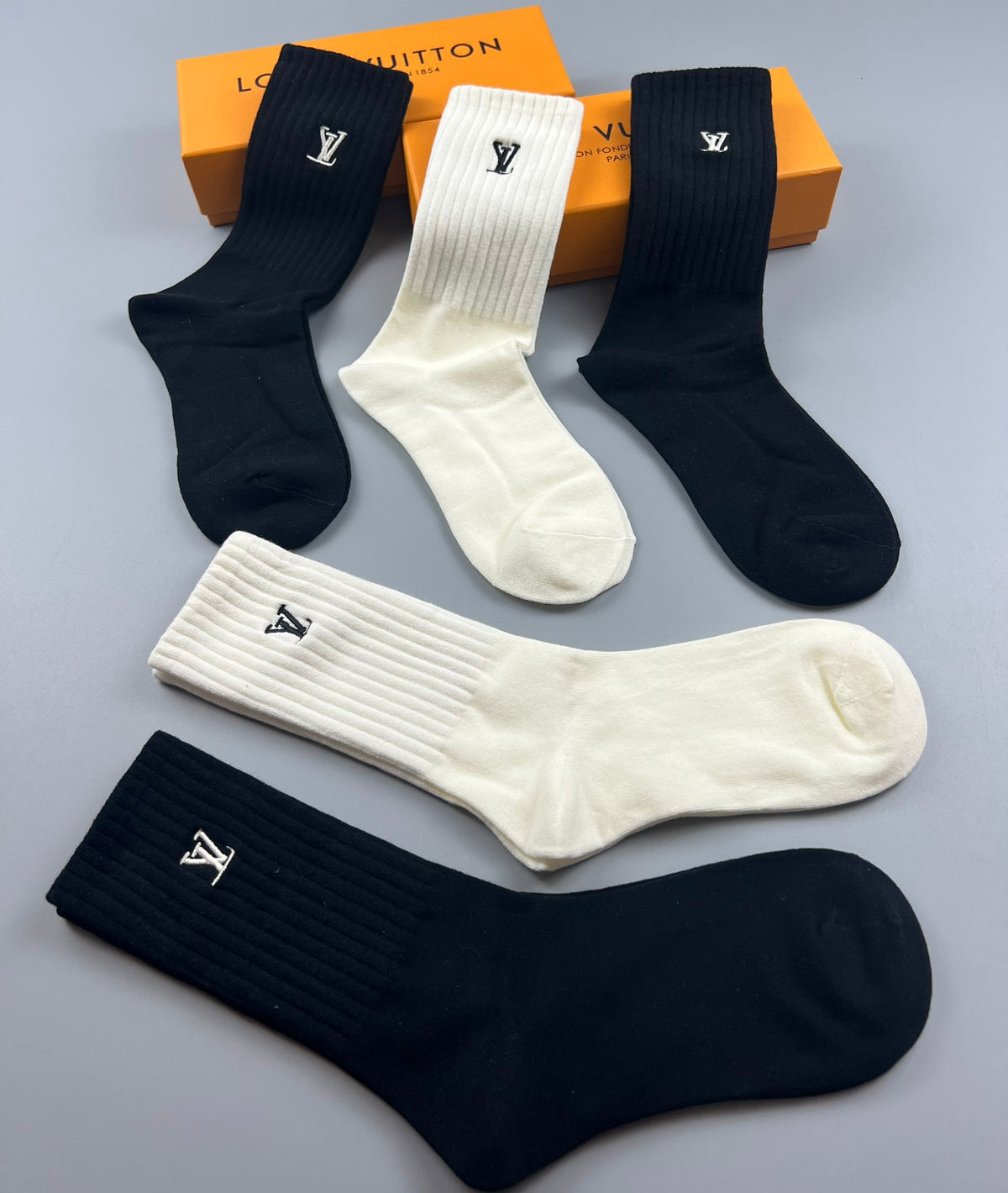 Louis Vuitton Cotton Crew Socks - 5-Pair Pack