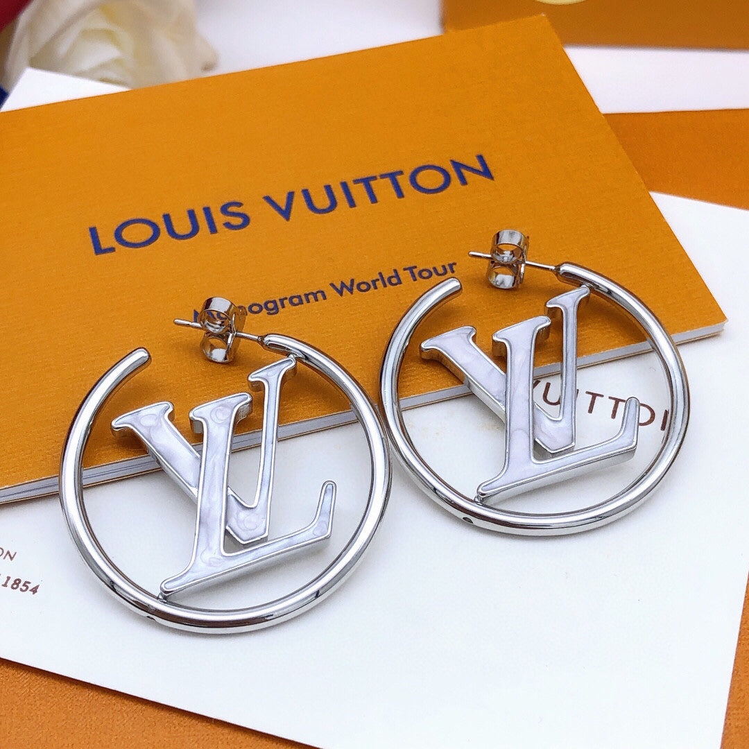 Round Statement Earrings in Silver-Tone – Silver Detail – Design 004 side detail