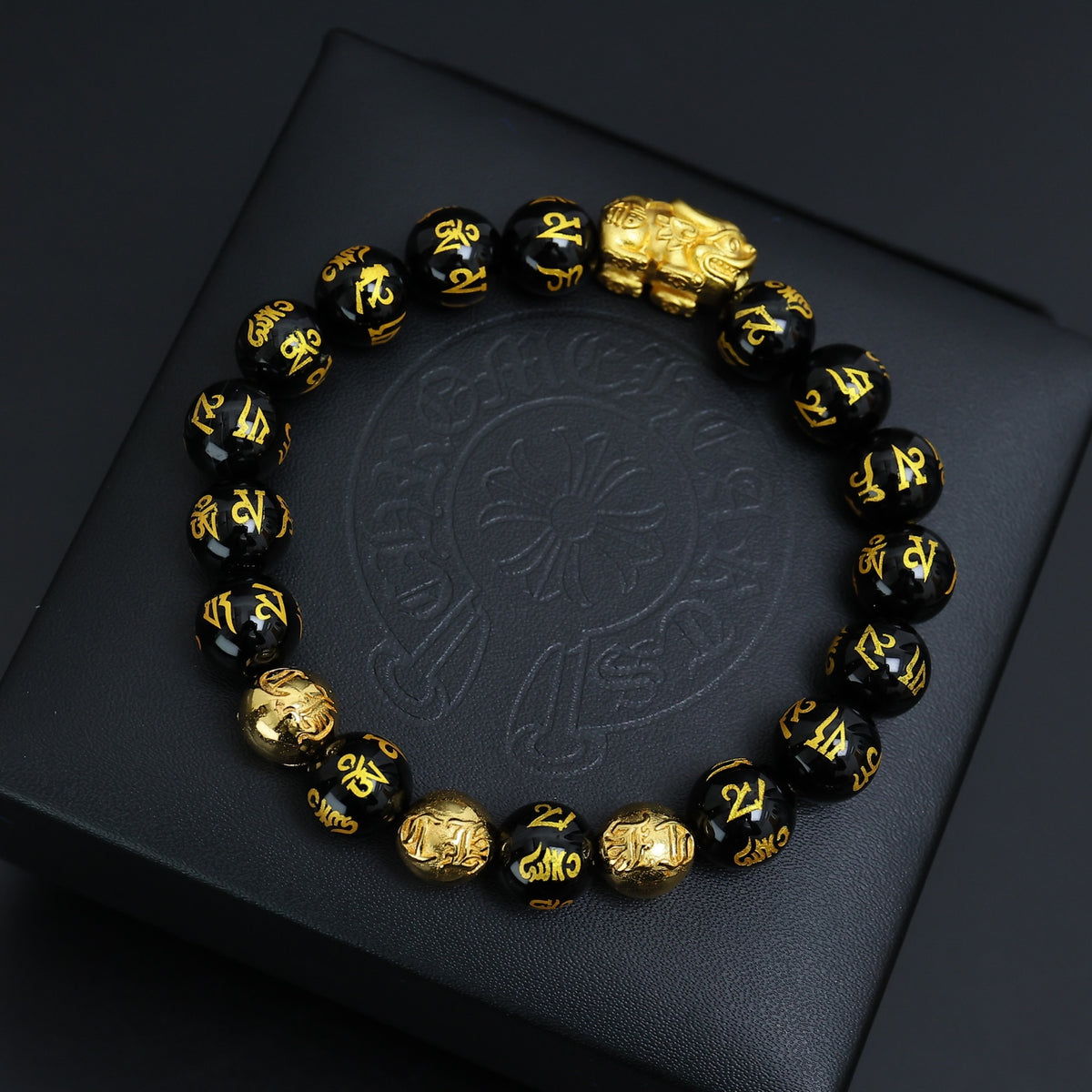 Gothic Emblem Beaded Bracelet in Antique Silver-Tone – Design 20 detail view