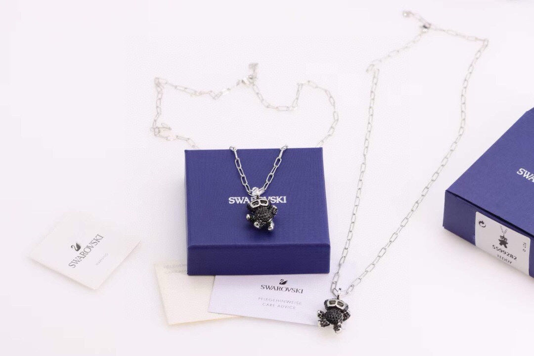 Teddy Bear Pendant Necklace in Black-Tone close-up detail