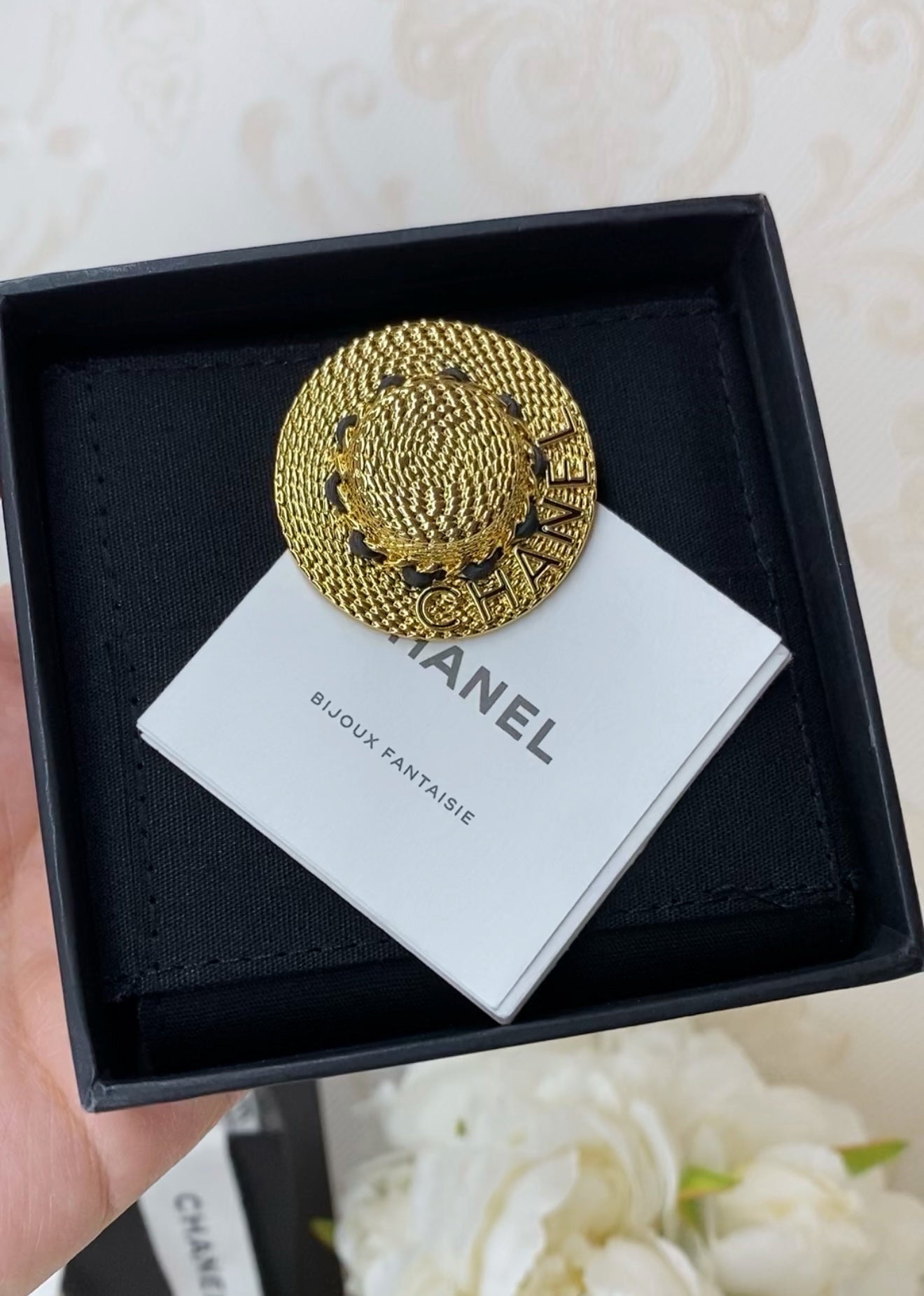 Signature Emblem Brooch in Polished Metal-Tone – Design 022 detail view