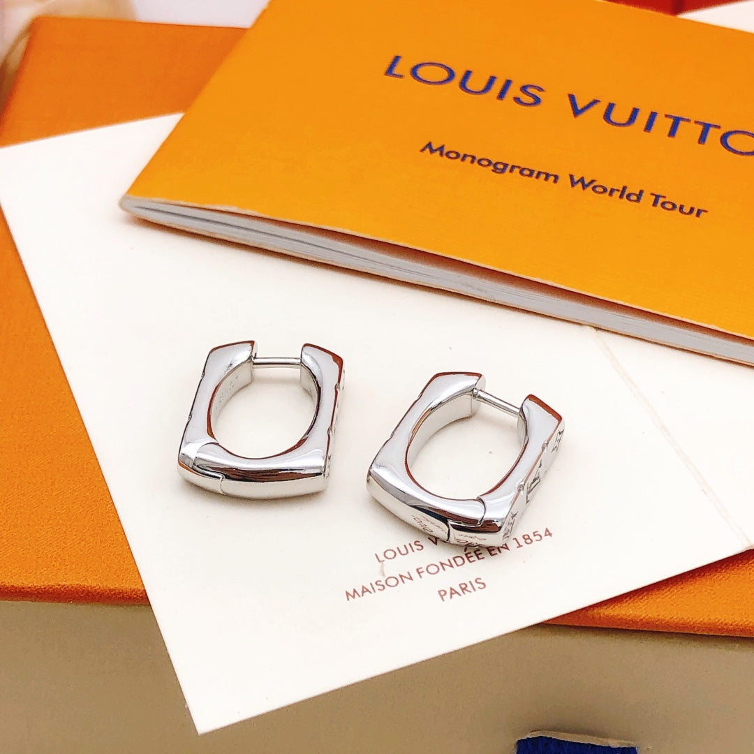 Geometric Emblem Statement Earrings in Silver-Tone – Silver Detail – Design 003 close-up detail